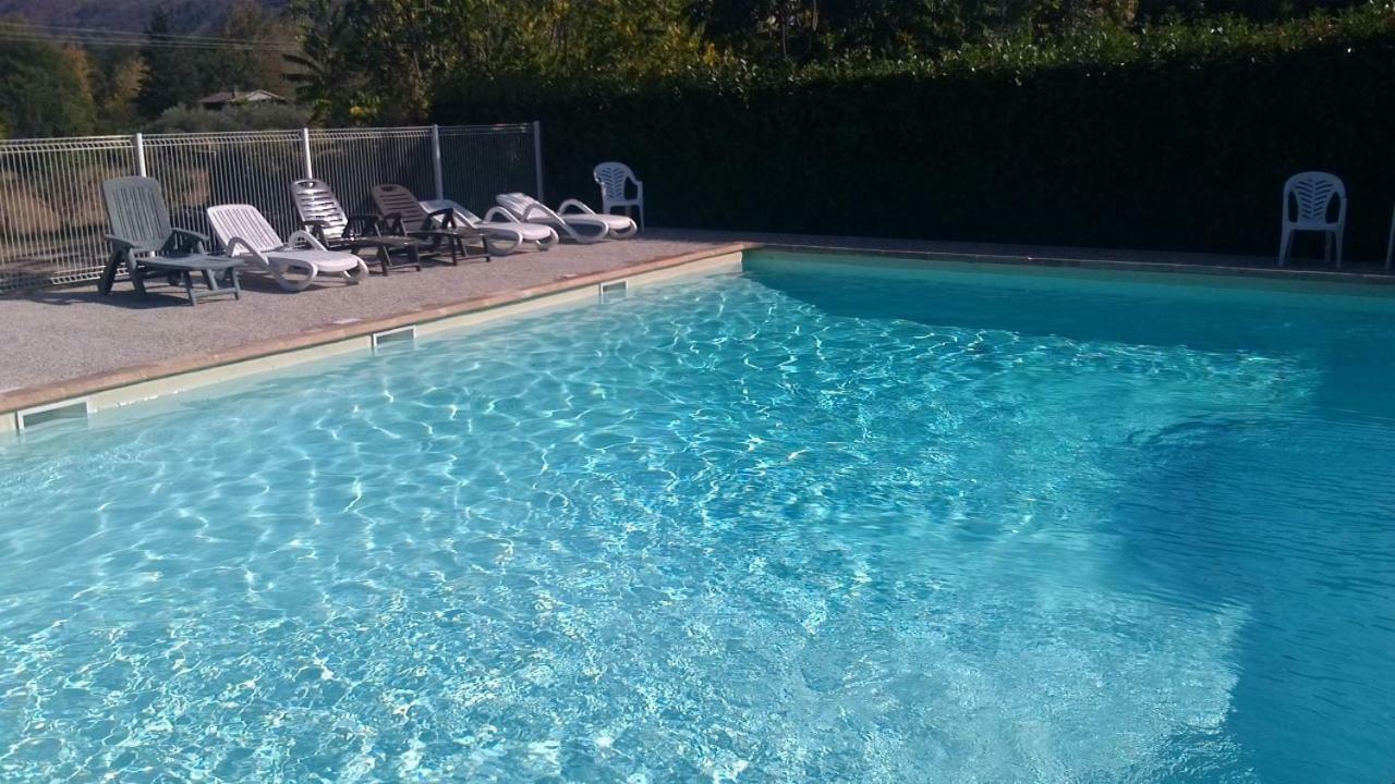 Location De Gites Les Sources Chambonas/Les Vans エクステリア 写真